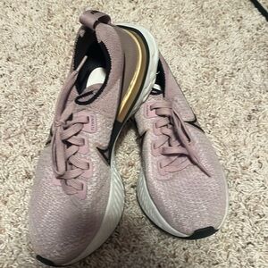 Nike Flynit Infinity React, size 9